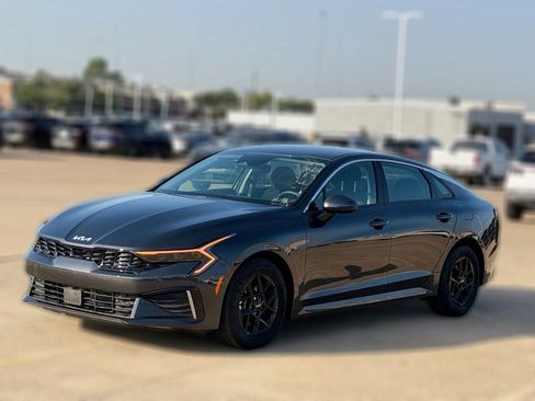 Used 2026 Kia K5 LXS FWD image 4