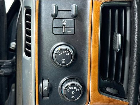 Used 2015 Chevrolet Silverado 2500 LTZ w/ Z71 Package, Off-Road image 12