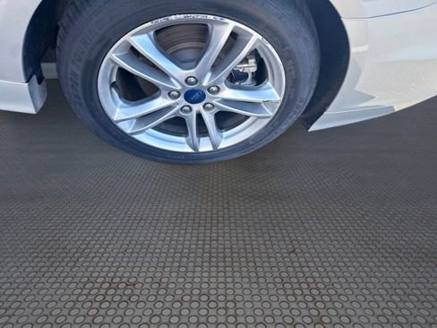 Used 2015 Ford Fusion Titanium FWD image 8
