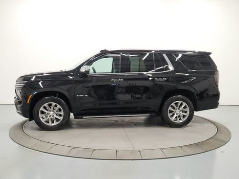 Used 2025 Chevrolet Tahoe Premier image 4
