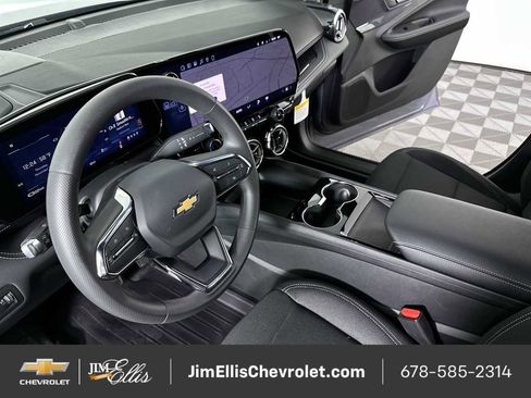 New 2026 Chevrolet Blazer EV LT image 38