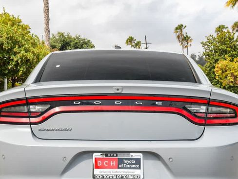 Used 2022 Dodge Charger SXT w/ Cold Weather Package RWD image 7