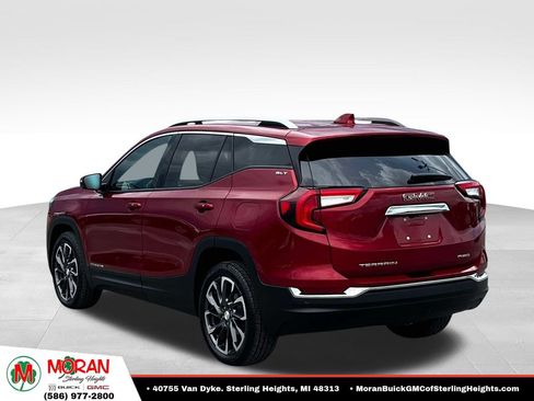 Certified 2023 GMC Terrain SLT AWD/4WD image 3