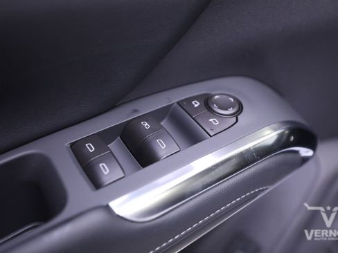 New 2026 Chevrolet Traverse LT image 18