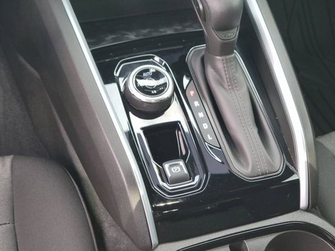 Used 2023 Chevrolet Colorado Trail Boss w/ Advanced Trailering Package image 12