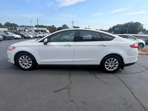 Used 2016 Ford Fusion S FWD image 4