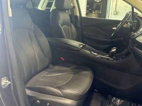 Used 2017 Buick Envision Essence AWD/4WD image 39