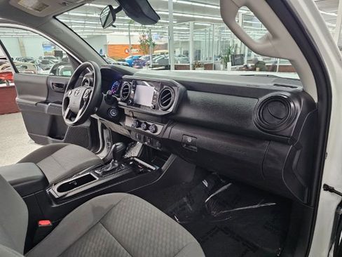 Used 2023 Toyota Tacoma SR image 8