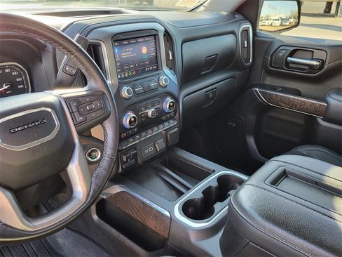 Used 2022 GMC Sierra 1500 Denali w/ Denali Reserve Package image 25