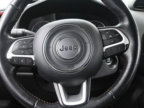 Used 2016 Jeep Renegade Trailhawk image 28