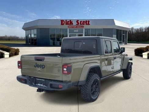New 2026 Jeep Gladiator Sport AWD/4WD image 4