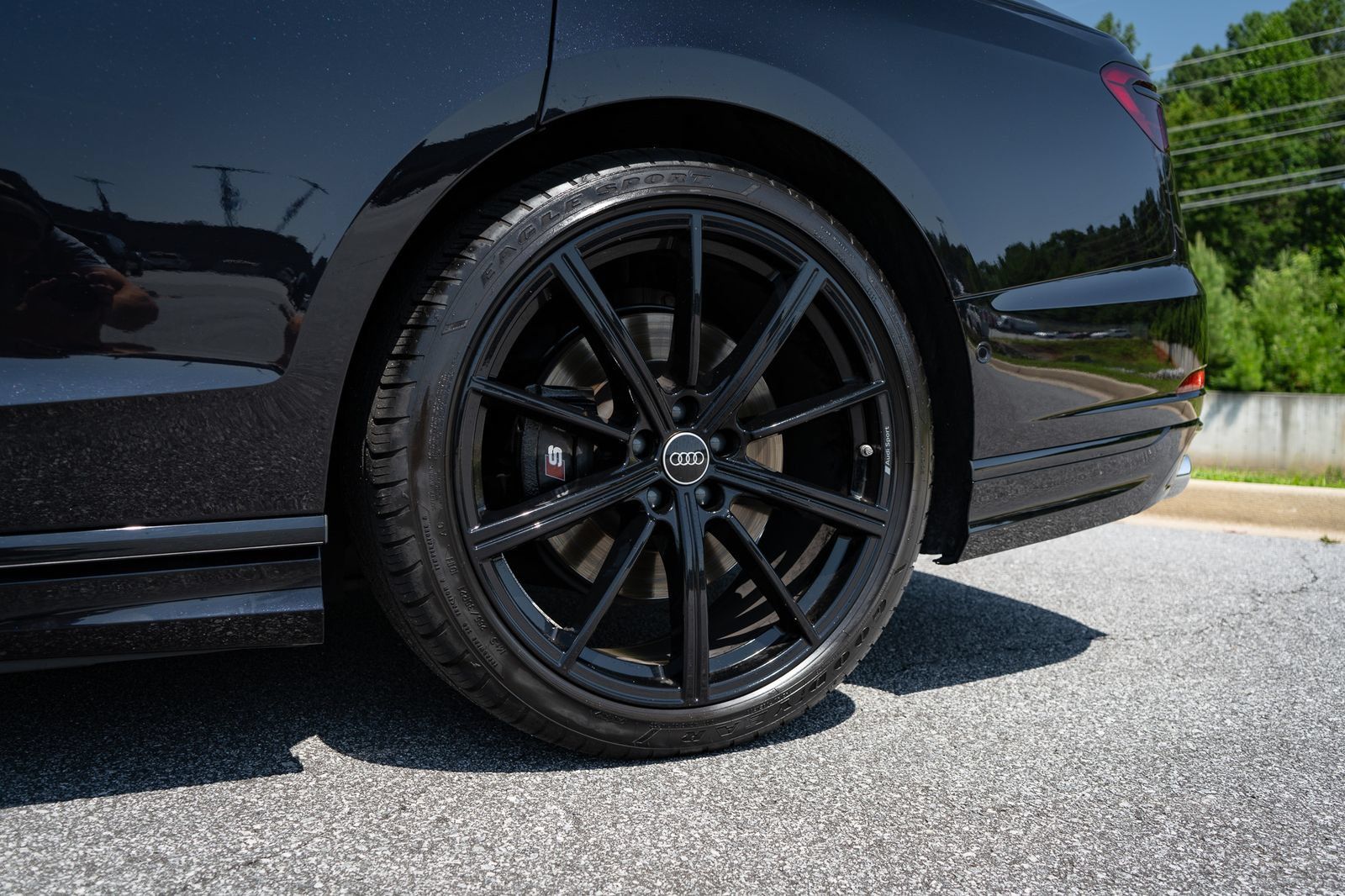 Used 2024 Audi S8 AWD/4WD image 18