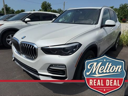 Used 2019 BMW X5 xDrive40i w/ Premium Package 2 AWD/4WD image 1