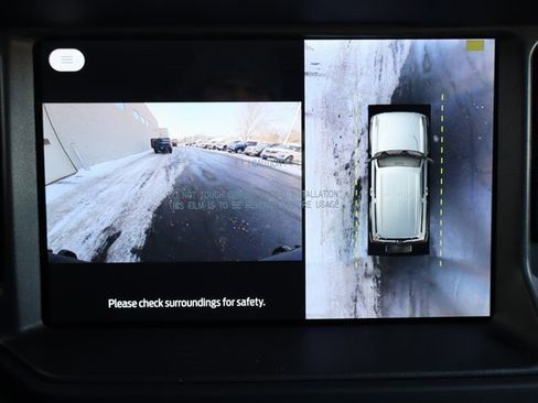 New 2025 Ford Bronco Badlands image 9