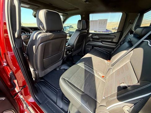 Used 2022 GMC Sierra 1500 AT4X image 29