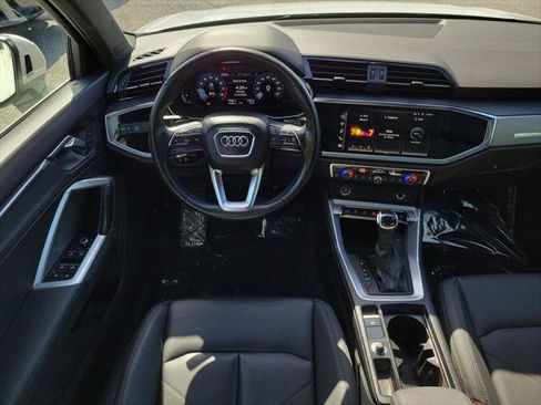 Certified 2025 Audi Q3 2.0T Premium w/ Convenience Package AWD/4WD image 22