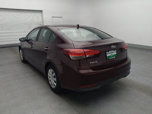 Used 2017 Kia Forte LX FWD image 5