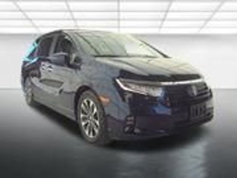 Used 2023 Honda Odyssey EX-L image 4
