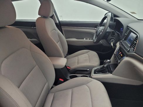 Used 2018 Hyundai Elantra SEL FWD image 21