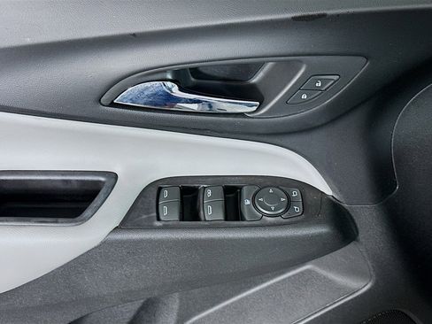 Used 2018 Chevrolet Equinox LS FWD image 15