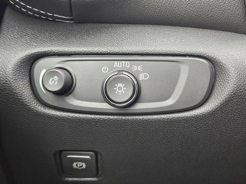 Used 2024 Chevrolet Blazer LT FWD image 22