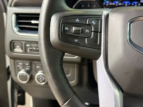 Used 2021 GMC Yukon SLT AWD/4WD image 35