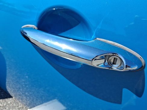 Used 2014 MINI Cooper Convertible image 17