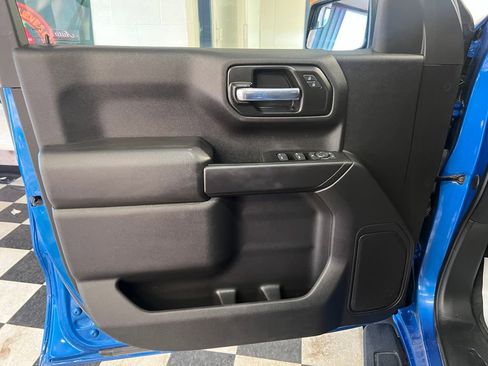 Used 2022 Chevrolet Silverado 1500 Custom Trail Boss image 34