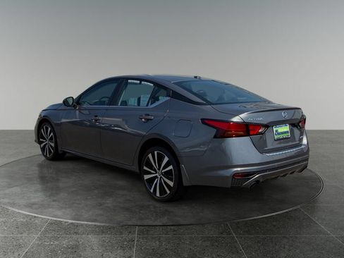Used 2021 Nissan Altima 2.5 SR w/ SR Premium Package AWD/4WD image 7