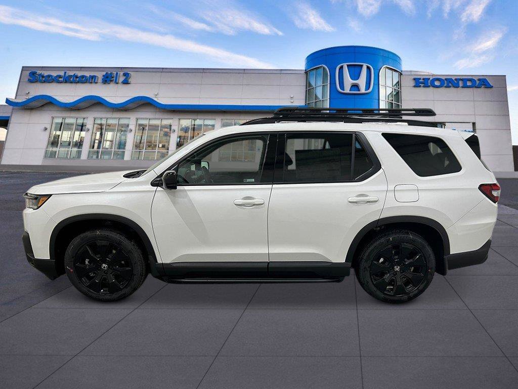 New 2026 Honda Pilot Black Edition image 2