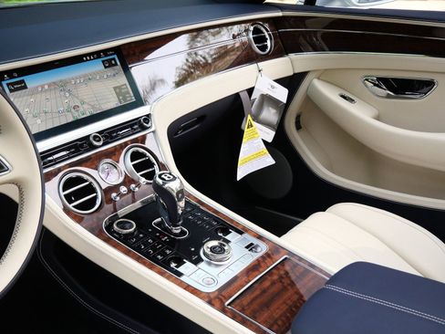 New 2026 Bentley Continental GTC AWD/4WD image 14