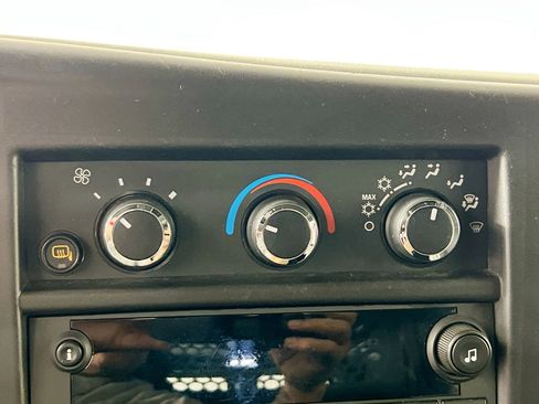 Used 2024 Chevrolet Express 2500 w/ Driver Convenience Package image 24