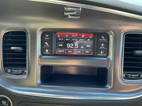 Used 2014 Dodge Charger SE RWD image 16