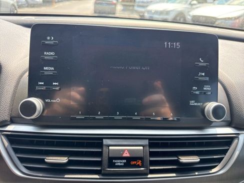 Certified 2020 Honda Accord Hybrid image 27