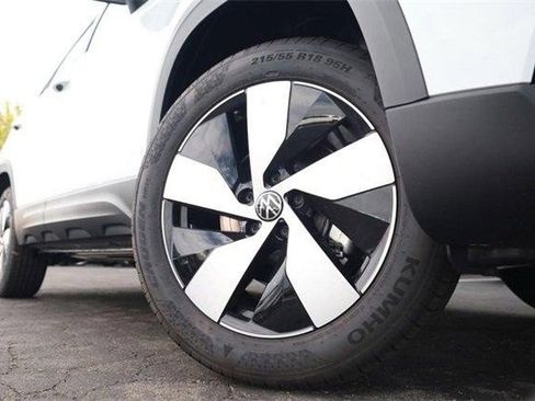 New 2025 Volkswagen Taos S image 3