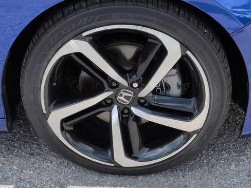 Used 2022 Honda Accord Sport image 12