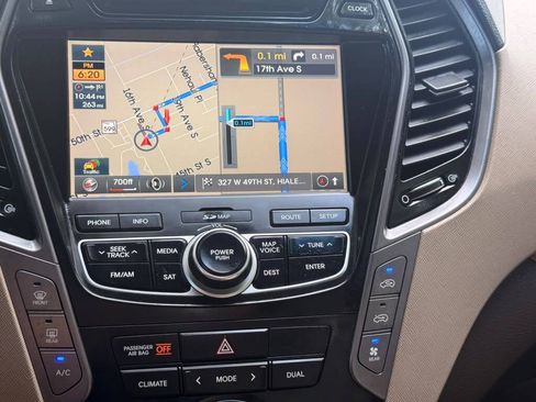 Used 2013 Hyundai Santa Fe GLS FWD image 19