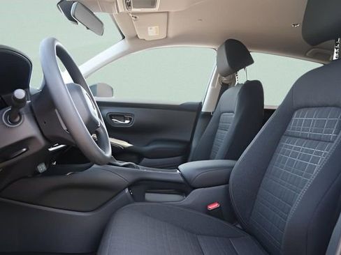 New 2026 Honda HR-V LX image 8