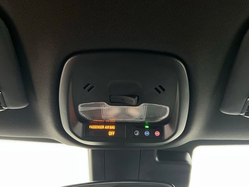 Used 2025 Buick Envista Preferred image 15