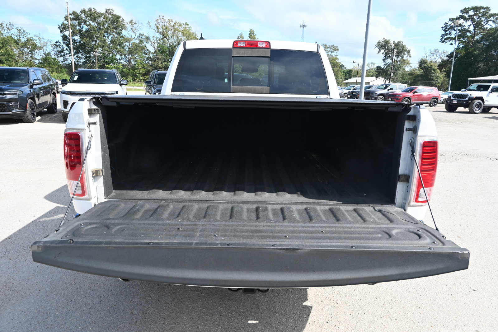 Used 2017 RAM 1500 Laramie Longhorn RWD image 4