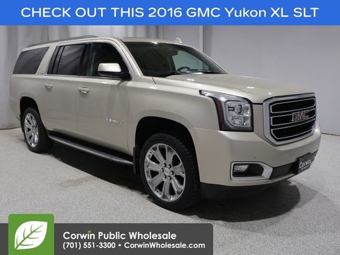 Used 2016 GMC Yukon XL SLT AWD/4WD image 1
