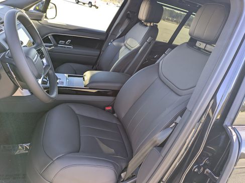 New 2026 Land Rover Range Rover SE image 19