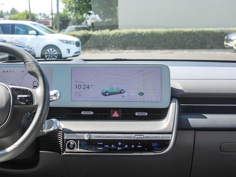 Used 2023 Hyundai Ioniq 5 Limited AWD/4WD image 17