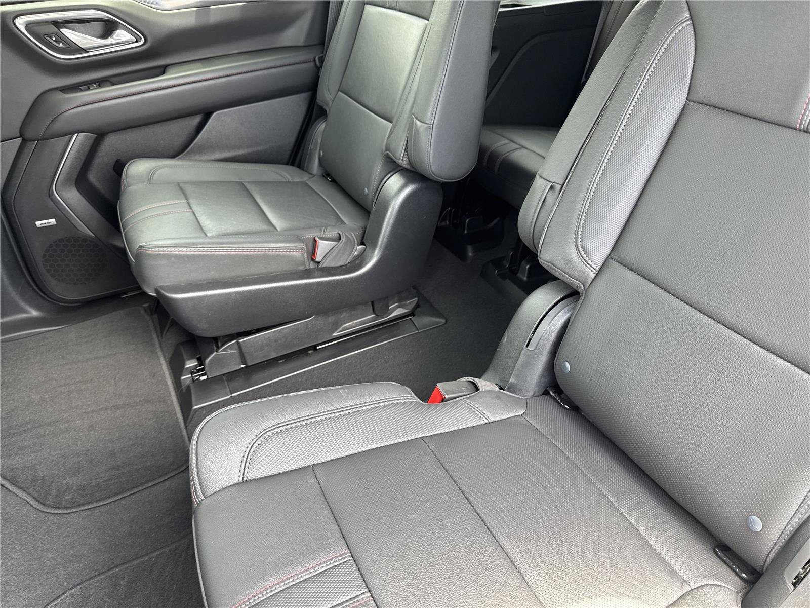 Certified 2023 Chevrolet Tahoe RST w/ RST Performance Edition AWD/4WD image 32