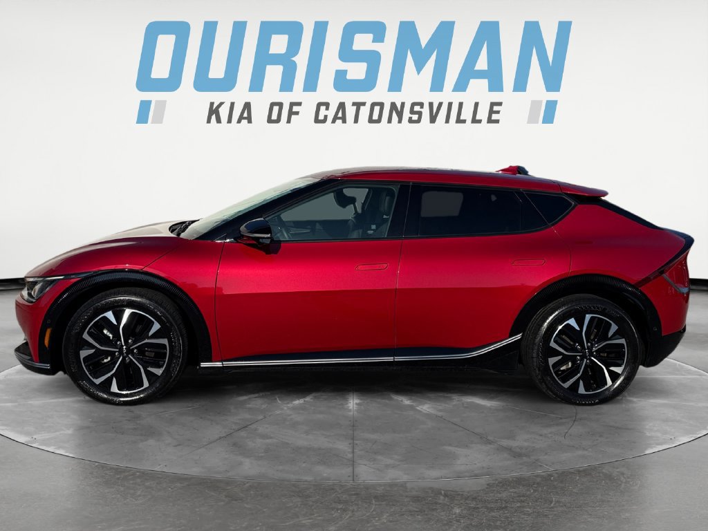 Used 2024 Kia EV6 Wind w/ Wind Technology Package AWD/4WD image 3