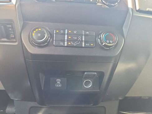 Used 2022 Ford F250 XLT AWD/4WD image 23