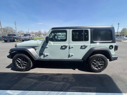 Used 2024 Jeep Wrangler Unlimited Sport image 6