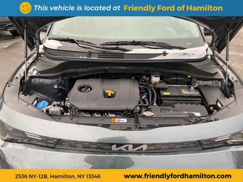 Used 2025 Kia Soul LX image 12