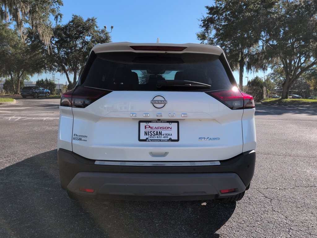 Used 2023 Nissan Rogue SV w/ SV Premium Package AWD/4WD image 5