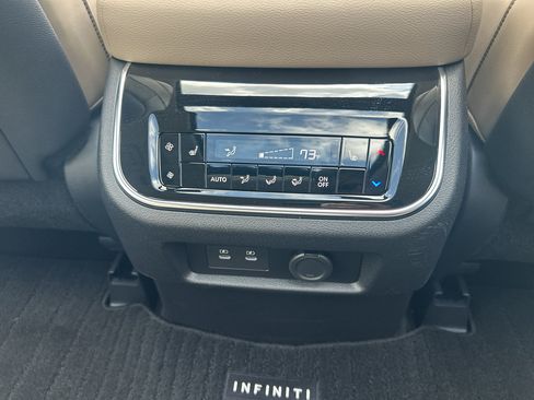 Used 2026 INFINITI QX80 Pure w/ Cargo Package AWD/4WD image 17